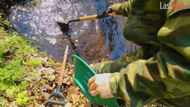 ✅Поиск золотой жилы в горах и ручьях реках россыпное золото металодетектором ч2 Имперская шахта смотреть онлайн
