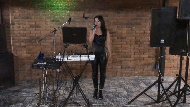 Оксана - Не Оставляй Меня +38 (067) 102-29-64 Музыкальное сопровождение праздника.) смотреть онлайн