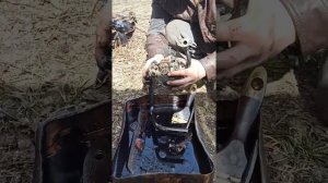 Ремонт ХТЗ т-25,причина отсутствия давления найдена.