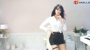 Тёлки.. Тёлки..