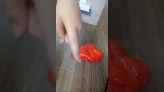 Купила слайм с запахом клубники !!! Будет ли он пахнуть ?? Посмотри это видит и узнаешь!!! смотреть онлайн