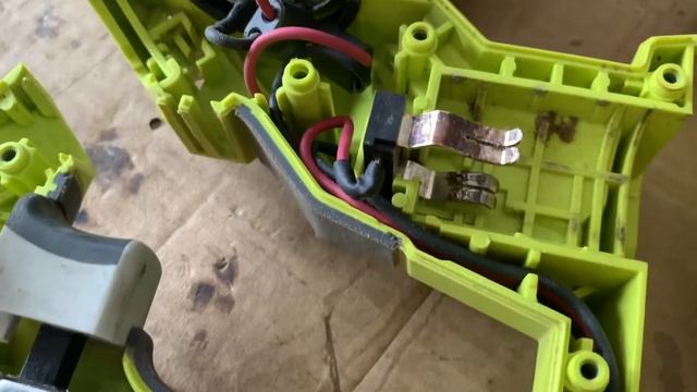 Ryobi- máy cưa kiếm Model R18RS moto chổi than смотреть онлайн