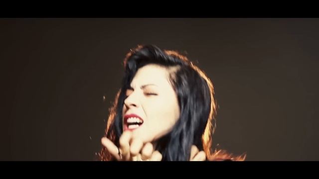 Busco a alguien Flor Amargo ft. Mon Laferte [Official video] смотреть онлайн