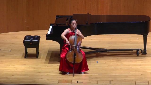 Elena Ariza Performs the Toccata from George Crumb's Sonata for Solo Cello смотреть онлайн