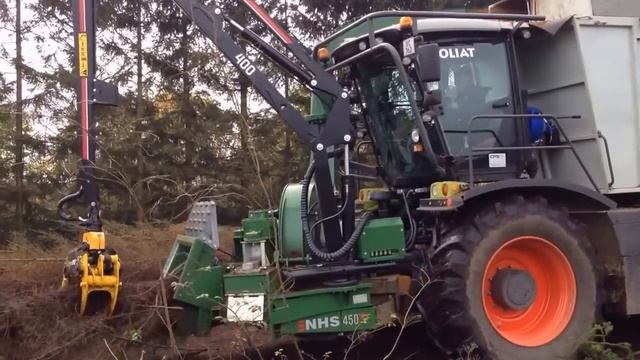 NHS 450 - Claas Xerion 3800 -Haderup Skovservice,Woodchippers,Holzhacker,Flishugger,Déchiqueteuses смотреть онлайн