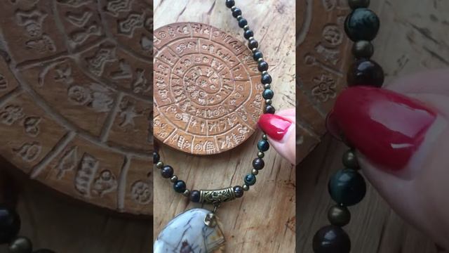 Колье из акварельной яшмы смотреть онлайн