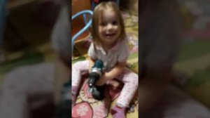 КАК РАЗРЯЖАТЬ НИКЕЛЬ КАДМИЕВУЮ БАТАРЕЮ НА ШУРУПОВЁРТЕ