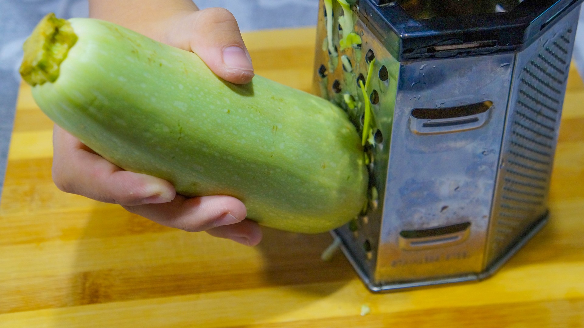 Я просто НАТЁРЛА КАБАЧКИ на терке! Все обалдели, когда попробовали! смотреть онлайн