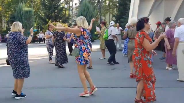 КОЛО МЛИНУ, КОЛО ВОЗУ 20.08.2023 ХАРЬКОВ ТАНЦЫ смотреть онлайн