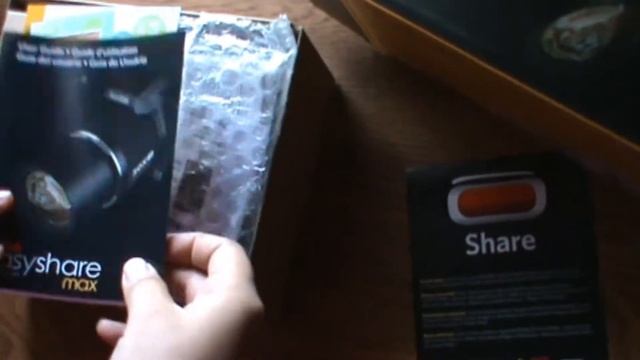 Kodak EasyShare Max Z990 (Unboxing) смотреть онлайн