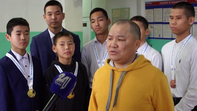 ЛУЧШИЙ В САМБО - САЯН ХЕРТЕК. ДВА ЗОЛОТА НА ТУРНИРЕ САЙТИЕВА. ТУМЕР ОНДАР НА СВЯЗИ смотреть онлайн