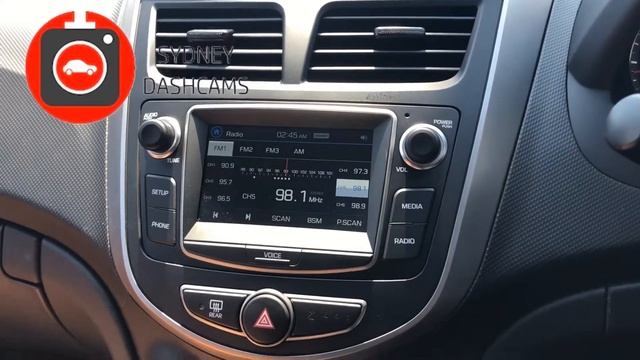 Hyundai Accent Integrated Reversing Camera смотреть онлайн