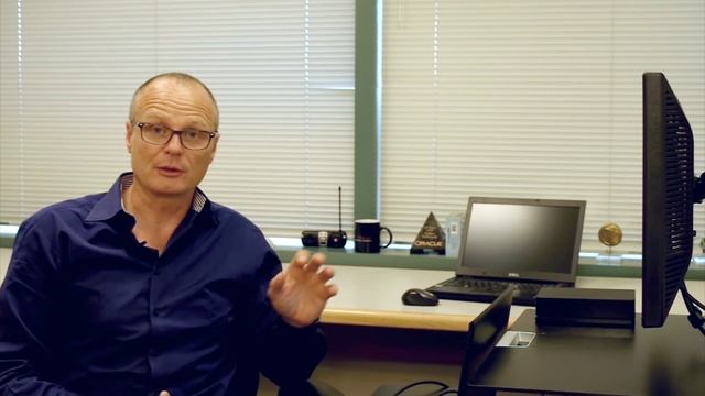 Real-World Performance - 8 - Set Based Parallel Processing смотреть онлайн