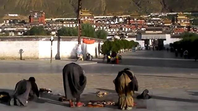 Tashi Lungpo monastery. Shigaze. Tibet смотреть онлайн
