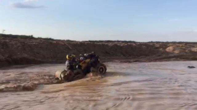 Can Am BRP Outlander 650 XMR mud by kid смотреть онлайн