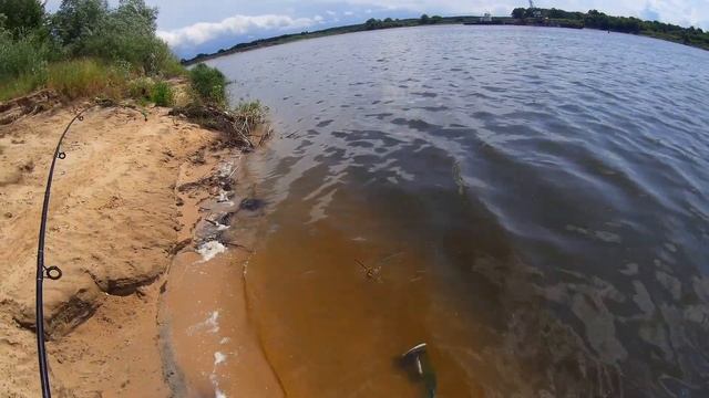 Ловим рыбу и кидаем поисковой магнит! Есть находки! смотреть онлайн