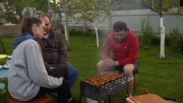 ВЛОГ | Шашлыки на даче с друзьями смотреть онлайн
