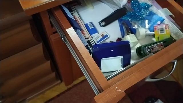Я K-POPer? / УБИРАЮСЬ НА РАБОЧЕМ СТОЛЕ И ПОЛКАХ часть 1 / А Lina смотреть онлайн