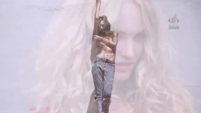 Я эту женщину люблю Мелодекламация на стихи Д. Витрука, читает В Корженевский смотреть онлайн