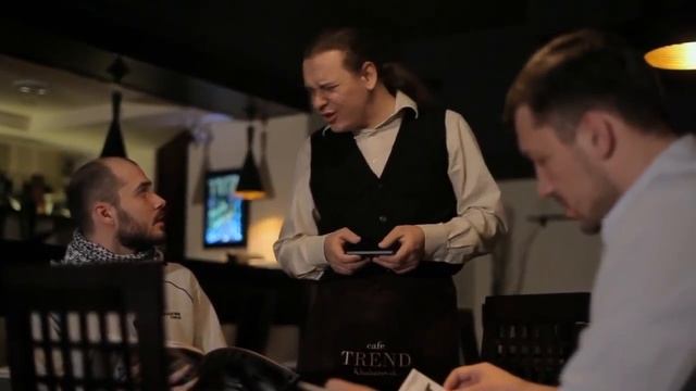 Самый чОткий официант. смотреть онлайн