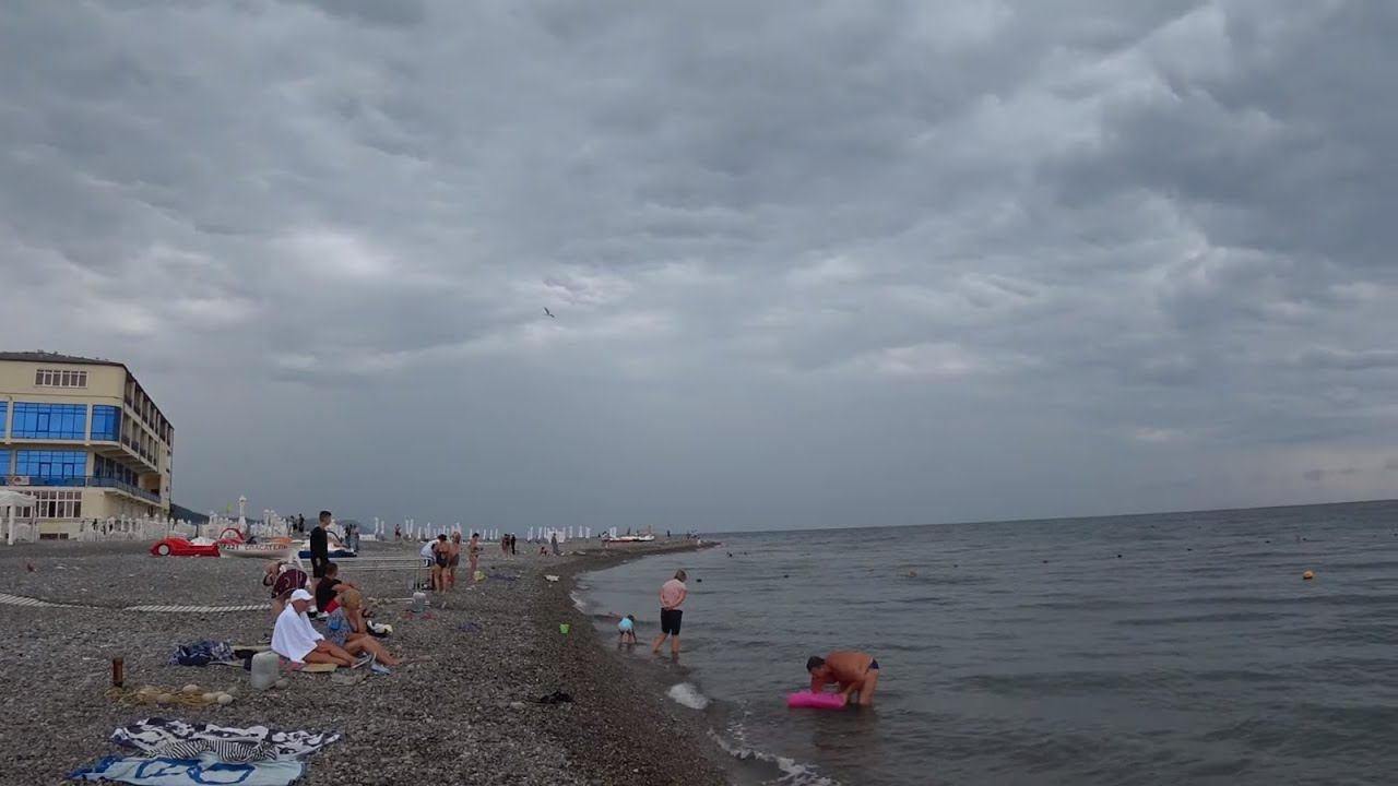 ЛАЗАРЕВСКОЕ ДЕНЬ ПЕРВЫЙ , ПОГОДА УЖАС, ПЛЯЖ ПУСТОЙ 16 СЕНТЯБРЯ смотреть онлайн