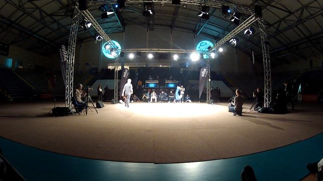 Niek vs Dany Dann - Quarter Final BOTY Solo Bboy 2012 смотреть онлайн