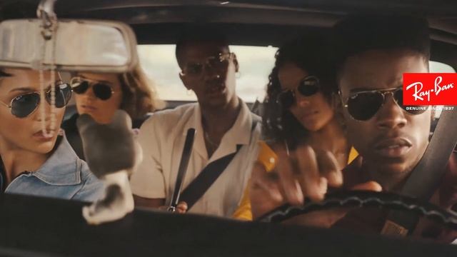 Ray-Ban Headbob Hill смотреть онлайн