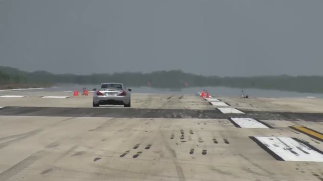 Mercedes-Benz SL65 AMG Black Series RENNtech running the 1 mile смотреть онлайн
