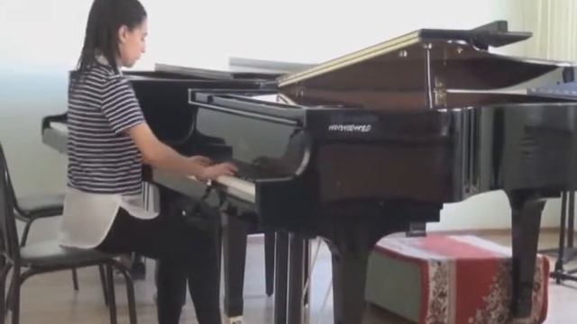 Алина Косян - Детство проходит смотреть онлайн