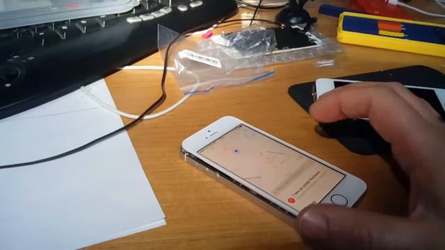 Экран iphone 5s живёт своей жизнью 2 смотреть онлайн