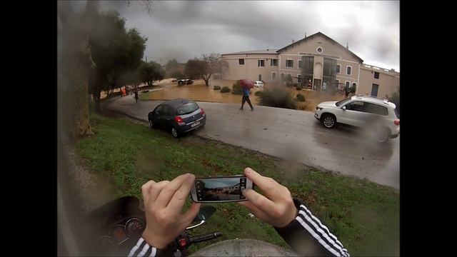 INONDATIONS LA LONDE LES MAURES смотреть онлайн