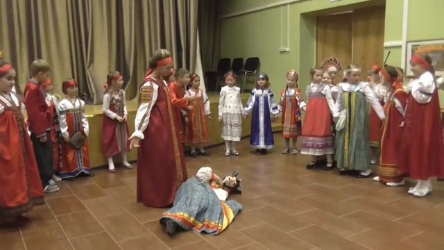 Шел козел по лесу...нашел себе принцессу..Облом - песня. Ансамбль "Первоцвет", Russian style 01100 смотреть онлайн