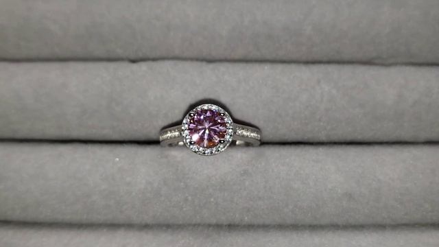 Dark Pink Moissanite Ring смотреть онлайн