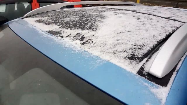 Накидка на лобовое стекло авто с магнитами Зима/Летом