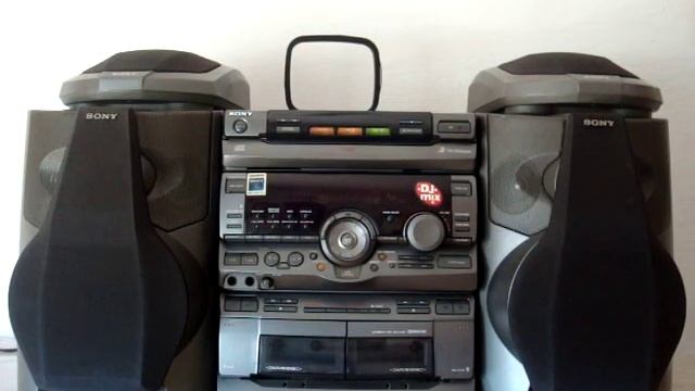 sony gr8 смотреть онлайн