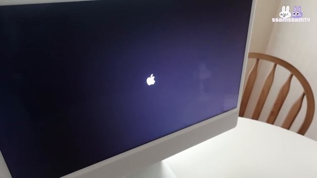 (ENG CC) iMac M1 2021 unboxing & setup/실버가 제일 인기 없다구요?/아이맥은 실버가 진리₍₍ ( ๑॔˃̶◡˂̶๑॓)◞♡ смотреть онлайн