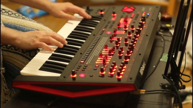Roland JD-Xa, First Contact (No Talking) смотреть онлайн