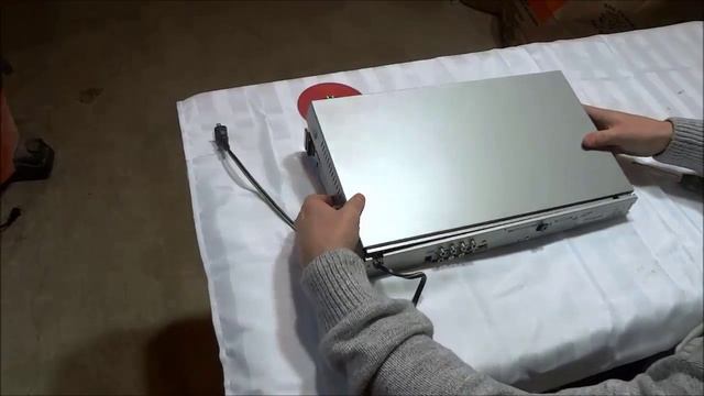 How To Remove A Stuck Disc From A DVD Player (Tray Won't Open) смотреть онлайн
