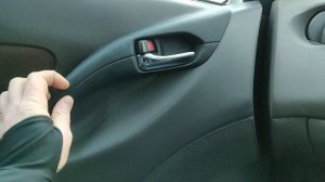 Щёлкает ЦЗ при закрытии дверей