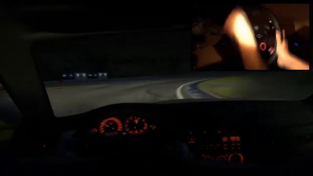 Need For Speed Shift 2 Unleashed na Logitech DFGT - BMW M3 E36 смотреть онлайн