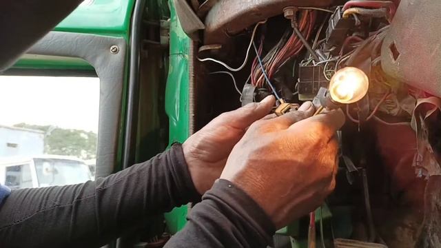 # No Signal Light Fuso Fighter 6D14 Trouble Shooting Watch & Learn смотреть онлайн