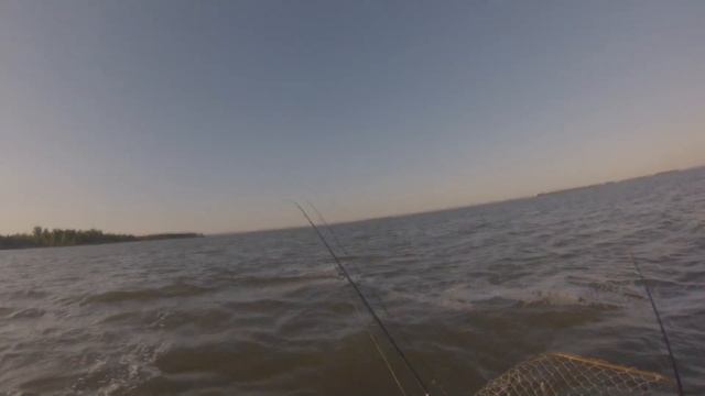 Рыбалка на обском водохранилище с лодки в районе Борового. Рыбалка на джиг в Боровом на ОВХ. смотреть онлайн