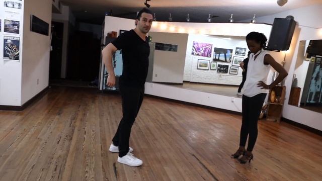 KIZOMBA & SEMBA FOR BEGINNERS: Basic Steps смотреть онлайн