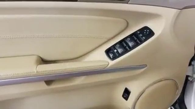 2011 Mercedes-Benz GL-Class GL 550 4MATIC смотреть онлайн