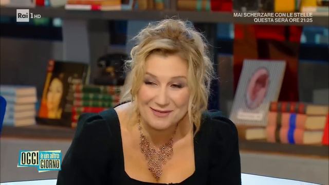 Rosalinda Celentano, I Mille Volte Di Un'artista  - Oggi è Un Altro Giorno 08/09/2022