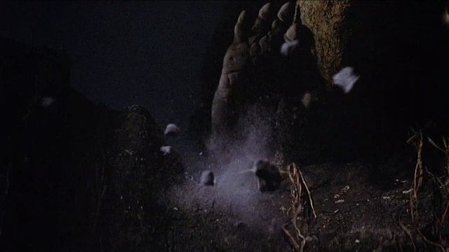 King Kong (1976) - Kong Vs. Petrox Crew