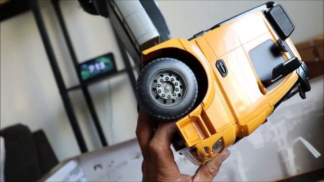 Unboxing the Double E RC Mercedes-Benz Arocs Flatbed Trailer смотреть онлайн