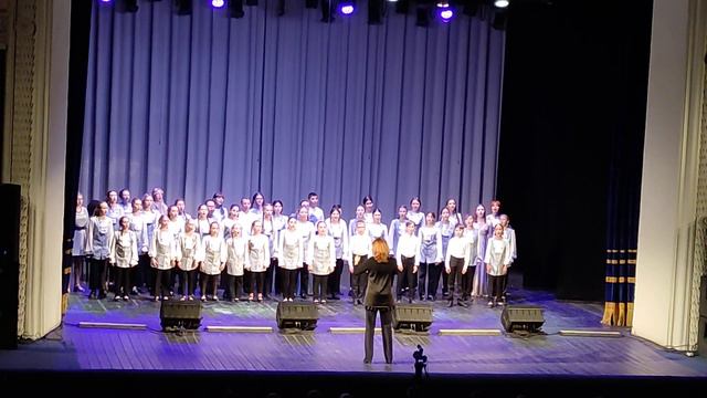 Песня про Россию, Россия Россией останется. Поет сводный хор детских муз. школ, г. Новокуйбышевс202 смотреть онлайн
