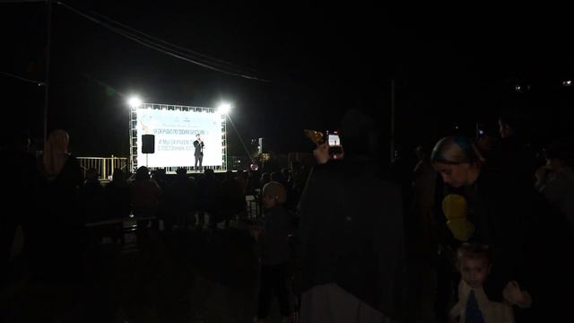 ПРАЗДНИК ВО ДВОРАХ смотреть онлайн