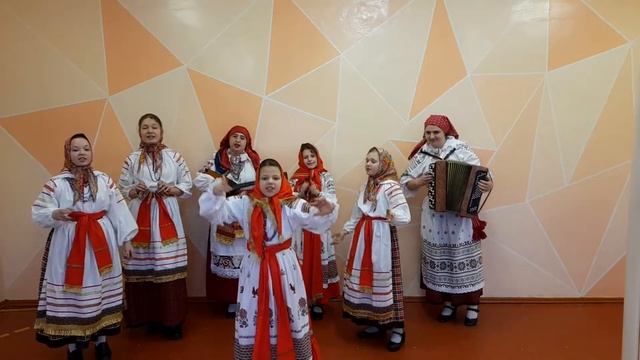 Фольклорный ансамбль "Ладушки" - "Как у нас было на Дону", г. Губкин, Белгородская область смотреть онлайн